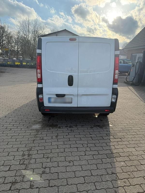 Gebraucht Opel Vivaro 90 PS (66 kW) 2012 Weiß Van / Kleinbus