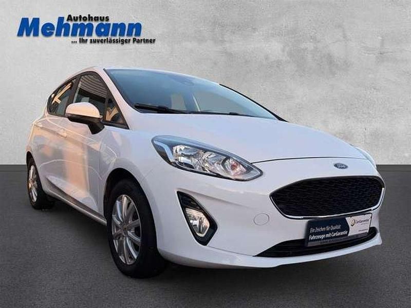 Gebraucht Ford Fiesta Cool & Connect 71 PS (52 kW) 2017 Weiß Kleinwagen