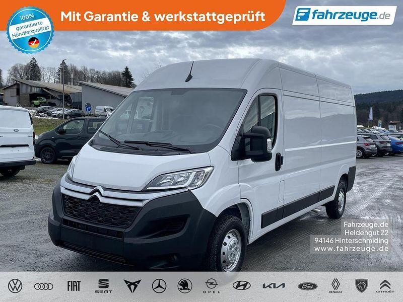 Weiß Gebraucht 2023 Citroën Jumper Van / Kleinbus | 30.990 € - Bild 1/2