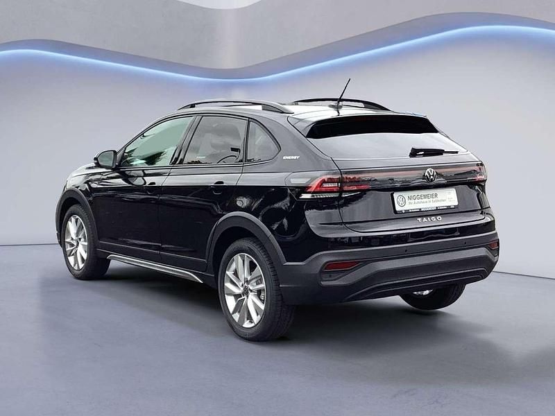 Neu VW Taigo 116 PS (85 kW) 2025 Schwarz (deep black perleffekt) SUV