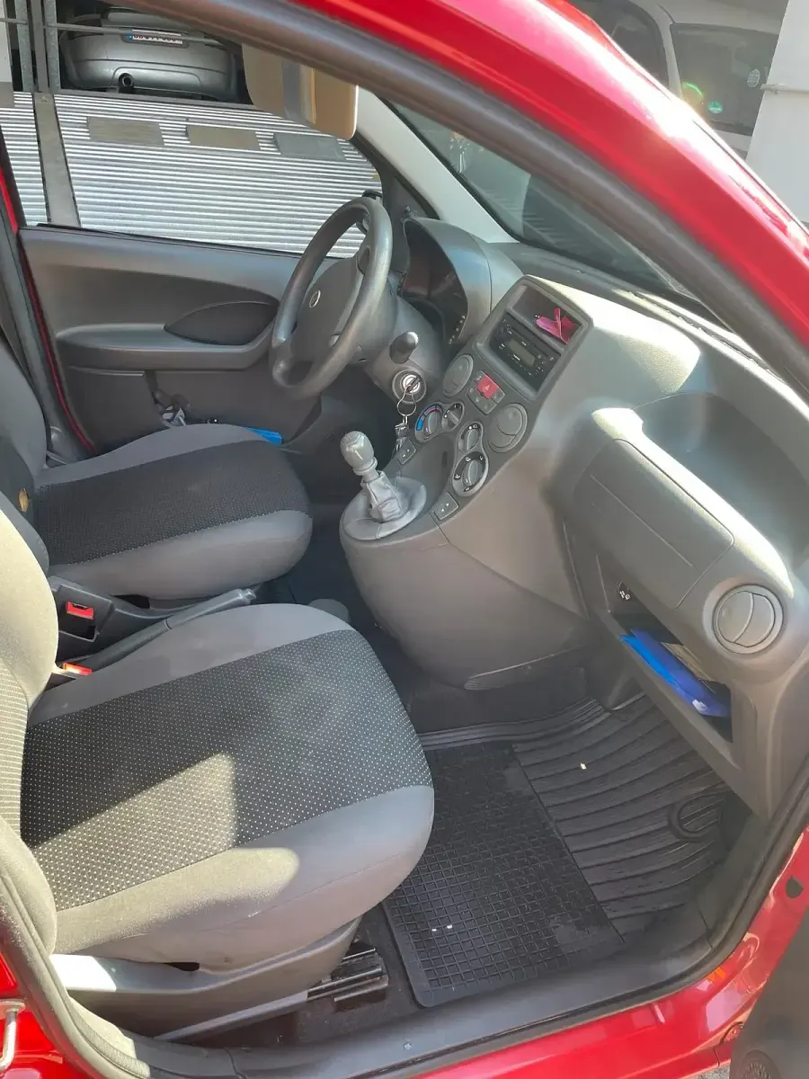Gebraucht Fiat Panda 54 PS (39 kW) 2007 Rot Kleinwagen