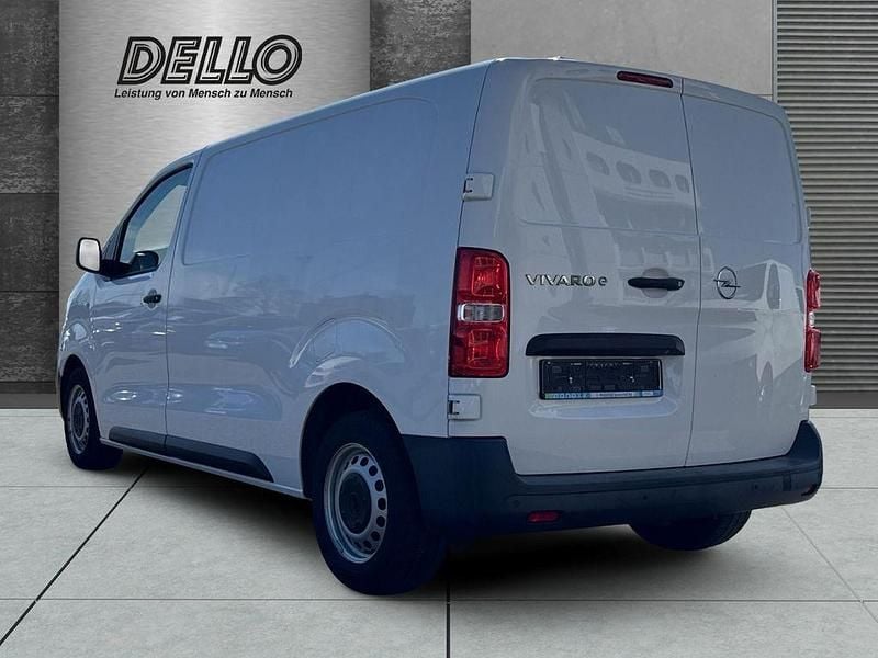 Usado Opel Vivaro-e Combi Edition 100 kW (136 HP) 2022 Branco Van
