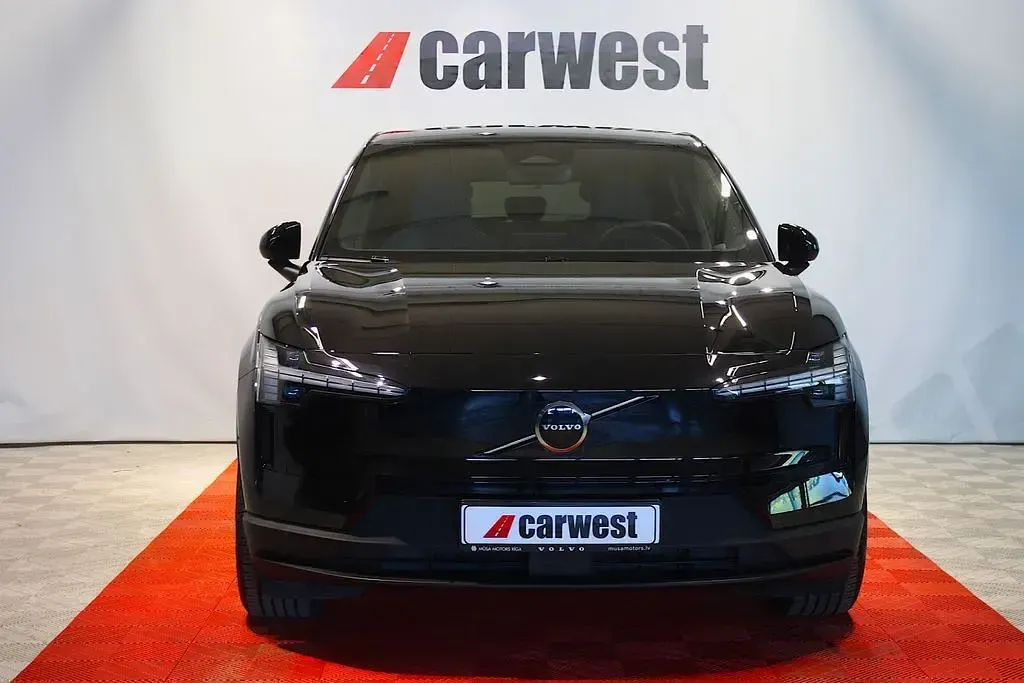 Używany Volvo EX30 Core 200 kW (272 KM) 2025 Czarny SUV