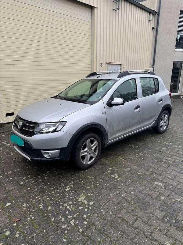 Gebraucht 2014 Dacia Sandero Prestige Limousine | 6.500 € (Guter Preis) - Bild 1/4
