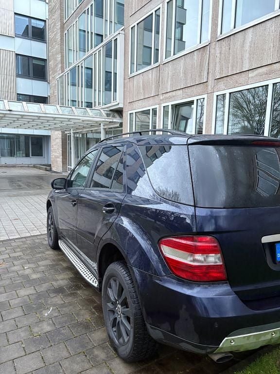 Gebraucht Mercedes ML320 224 PS (164 kW) 2006 SUV