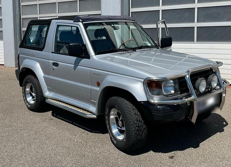 Silber Gebraucht 1992 Mitsubishi Pajero SUV | 11.500 € - Bild 1/2