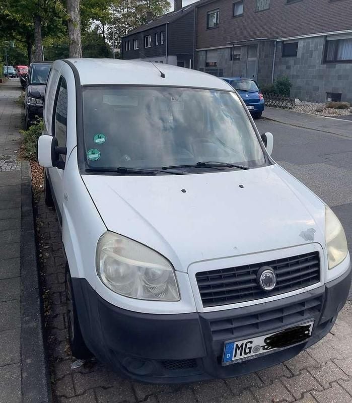 Gebraucht 2008 Fiat Doblò Van / Kleinbus | 1.000 € (Superpreis) - Bild 1/4