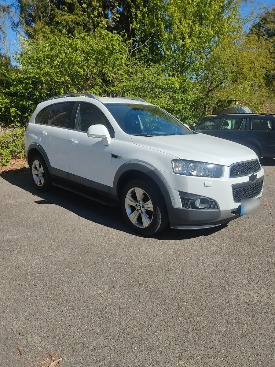 Gebraucht Chevrolet Captiva 163 PS (119 kW) 2012 Weiß SUV