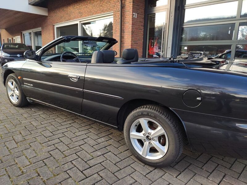 Occasion Chrysler Stratus 163 ch (119 kW) 1999 Noir Cabriolet
