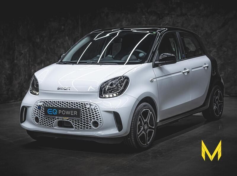 White (metallic) Gebraucht 2021 Smart ForFour Electric Drive Premium Limousine | 14.999 € (Teuer) - Bild 1/4
