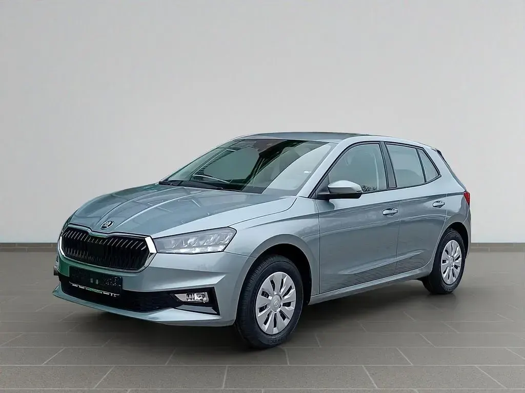 Neu Skoda Fabia Essence 80 PS (58 kW) 2026 Silber Kleinwagen