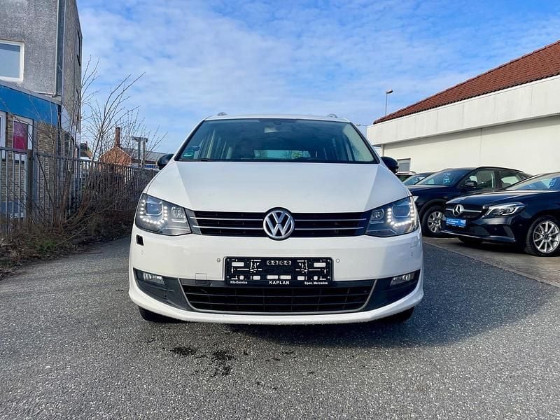 Gebraucht VW Sharan 140 PS (102 kW) 2011 Weiß Van / Kleinbus