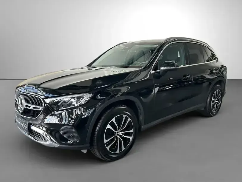 Gebraucht Mercedes GLC200 Avantgarde 204 PS (150 kW) 2025 Schwarz SUV