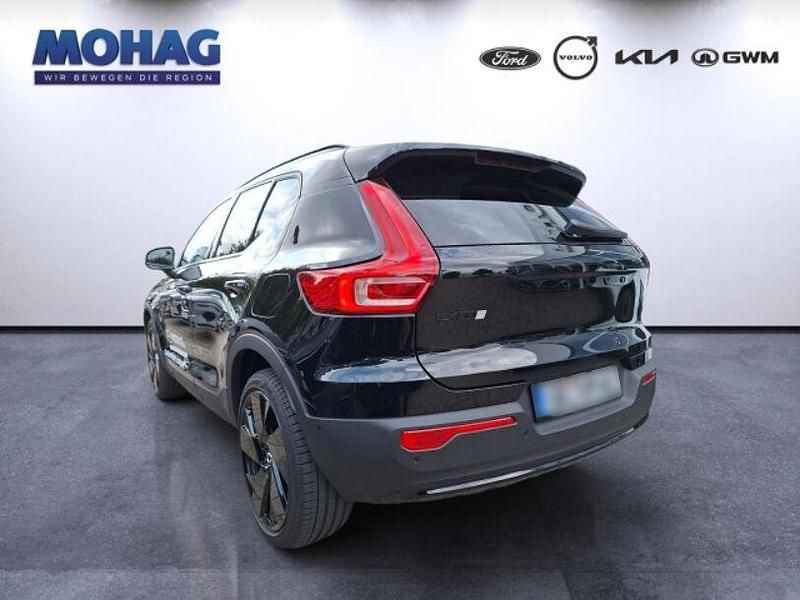 Gebraucht Volvo EX40 Plus 185 kW (252 PS) 2025 Onyx black / metallic SUV