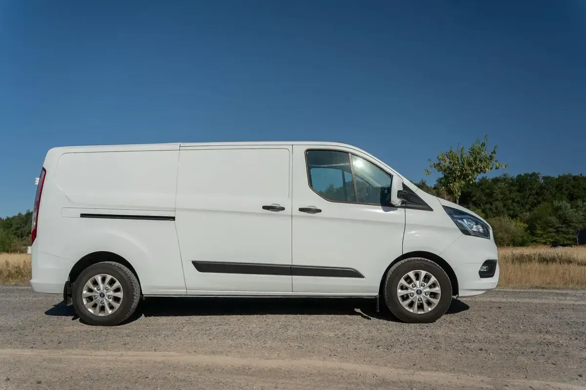 Gebraucht Ford Transit Custom 96 PS (70 kW) 2020 Weiß