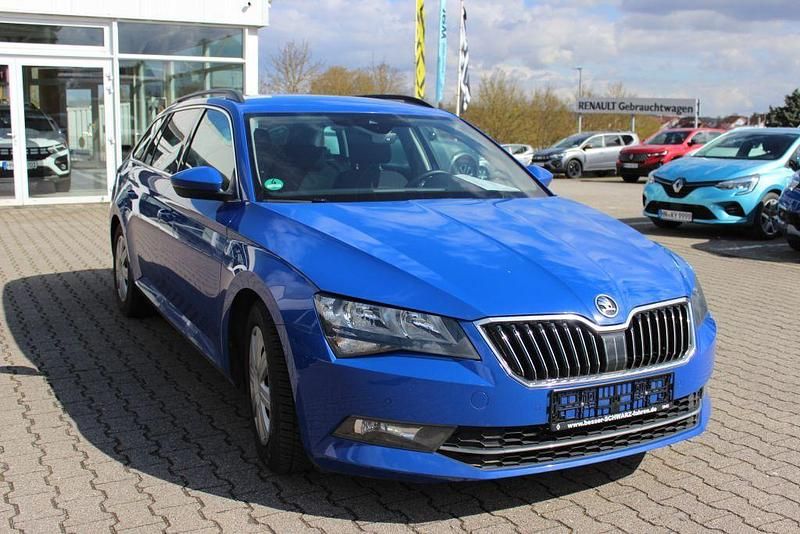 Gebraucht Skoda Superb Ambition 150 PS (110 kW) 2019 Blau Kombi