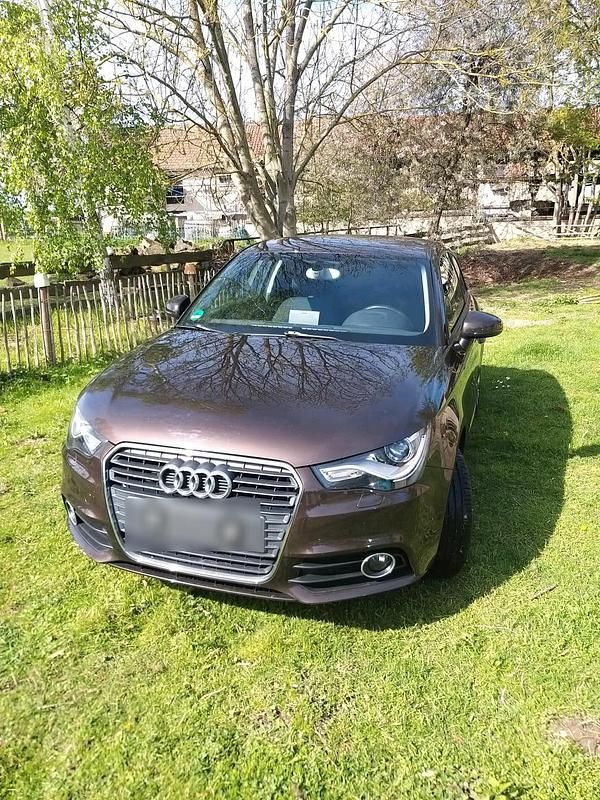 Gebraucht Audi A1 85 PS (62 kW) 2013 Braun Kleinwagen