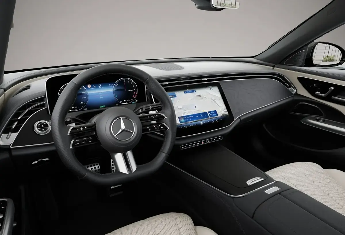 Gebraucht Mercedes E300 197 PS (144 kW) 2025 Grau
