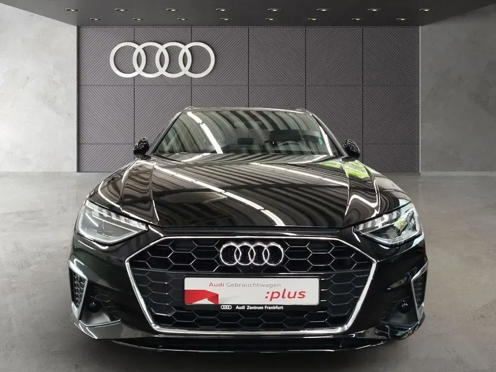Gebraucht Audi A4 S-Line 204 PS (150 kW) 2024 Mythosschwarz metallic Kombi