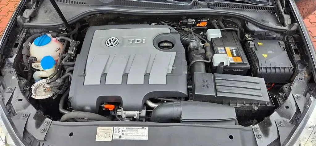 Gebraucht VW Golf VI Highline 105 PS (77 kW) 2010 Schwarz Kleinwagen