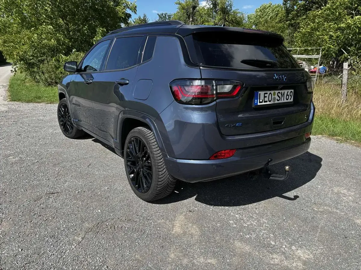 Gebraucht Jeep Compass 241 PS (177 kW) 2022 SUV