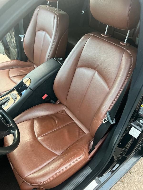 Gebraucht Mercedes E320 Avantgarde 224 PS (164 kW) 2007 Schwarz Kombi