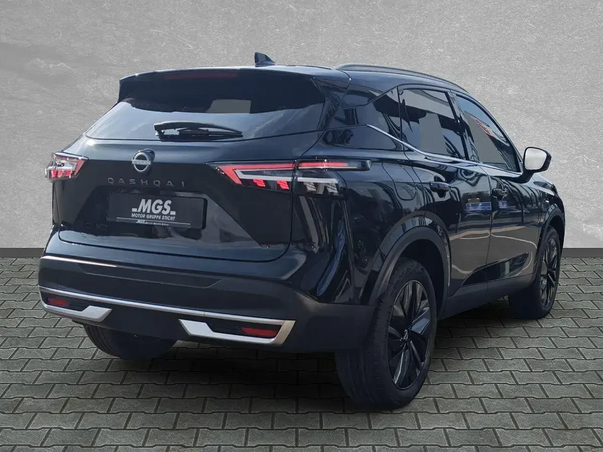 Neu Nissan Qashqai Tekna 158 PS (116 kW) 2025 Pearl black SUV