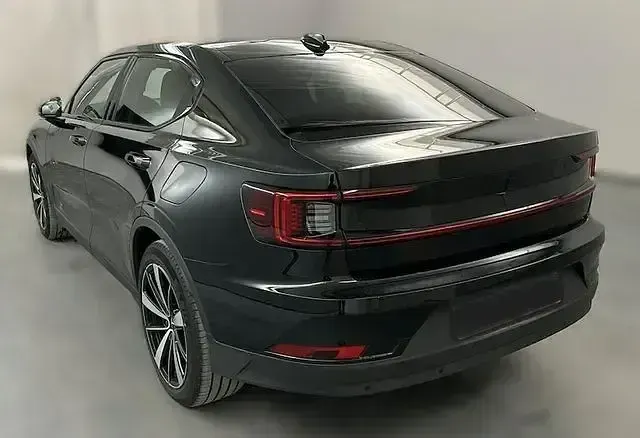 Second-hand Polestar 2 Performance 350 kW (476 CP) 2022 Albastru Hatchback