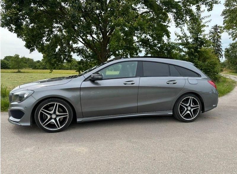 Gebraucht Mercedes CLA220 Shooting Brake AMG 177 PS (130 kW) 2015 Grau Kombi