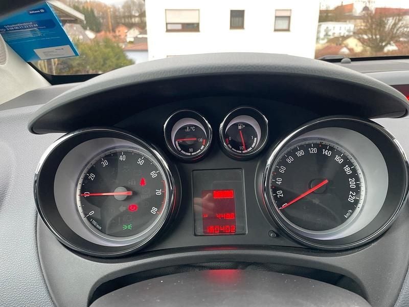 Gebraucht Opel Meriva 120 PS (88 kW) 2010 Braun Van / Kleinbus