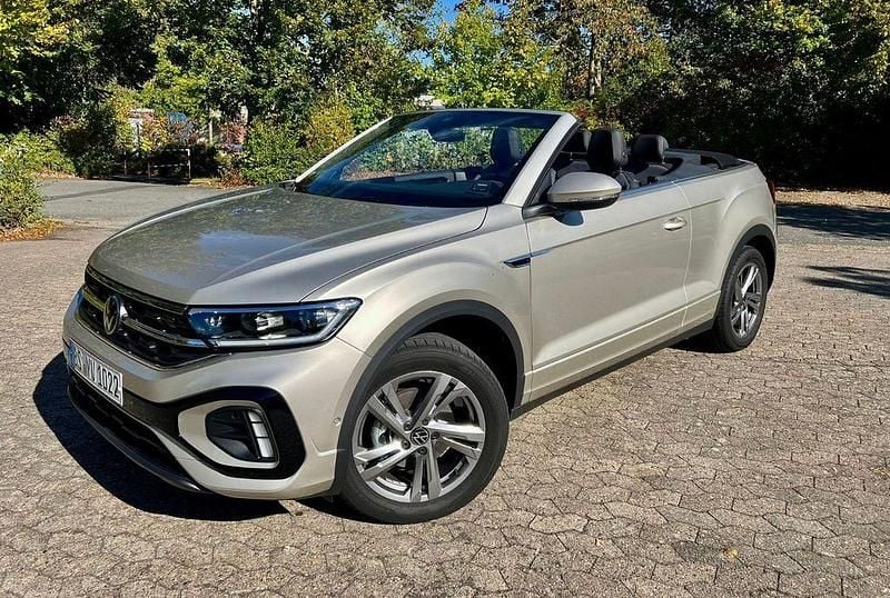 Beige Gebraucht 2024 VW T-Roc Cabriolet R-line Cabrio | 34.900 € (Etwas zu teuer) - Bild 1/4
