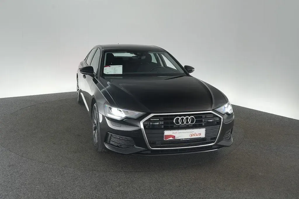 Second-hand Audi A6 Ambiente 299 CP (219 kW) 2022 Negru Berlinǎ