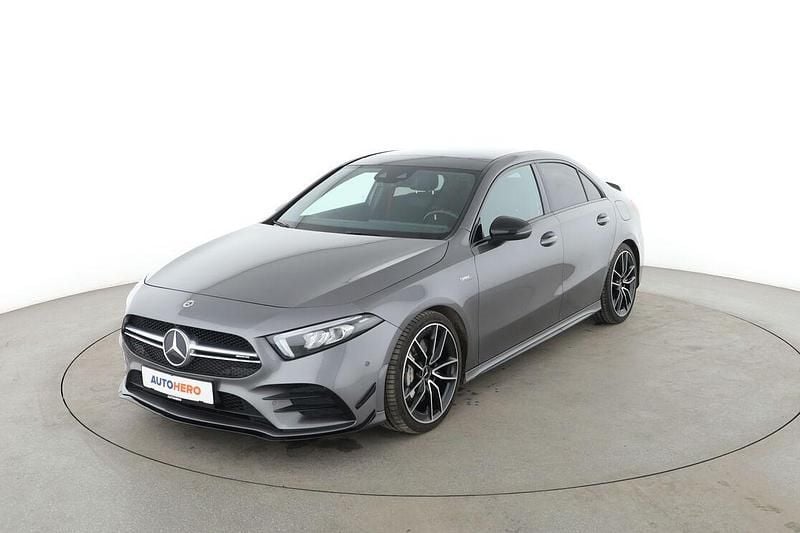 Grau Gebraucht 2021 Mercedes A35 AMG AMG Limousine | 34.950 € (Fairer Preis) - Bild 1/3