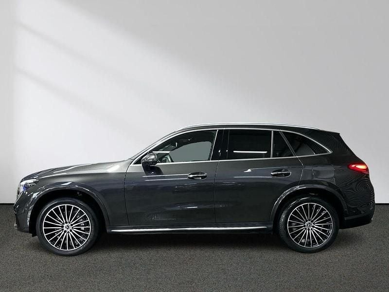 Gebraucht Mercedes GLC300e AMG 333 PS (244 kW) 2023 Grau SUV