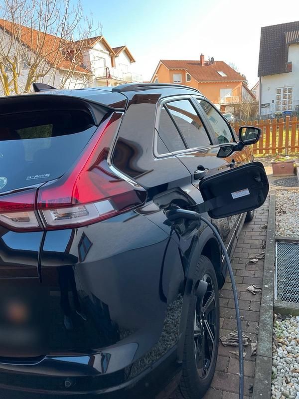 Gebraucht Mitsubishi Eclipse Cross 188 PS (138 kW) 2022 Schwarz SUV