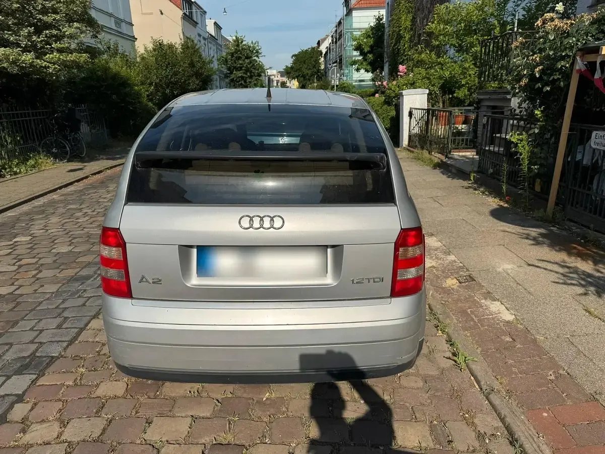 Gebraucht Audi A2 61 PS (44 kW) 2001 Silber Kleinwagen