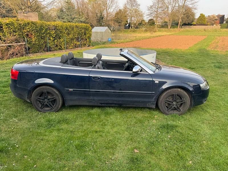Gebraucht Audi A4 Cabriolet S-Line 163 PS (119 kW) 2003 Blau Cabrio