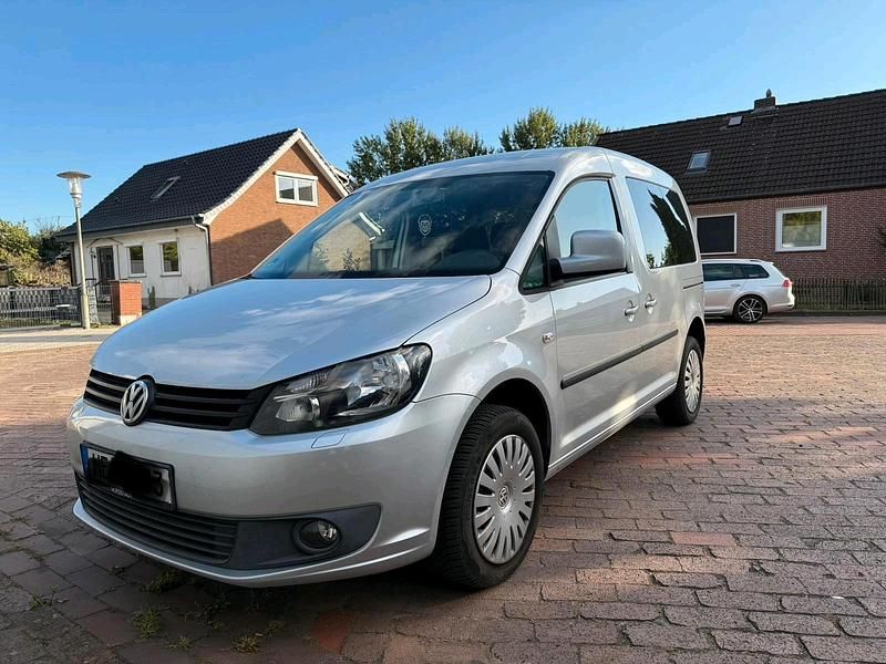 Silber Gebraucht 2011 VW Caddy Van / Kleinbus | 4.990 € (Superpreis) - Bild 1/4