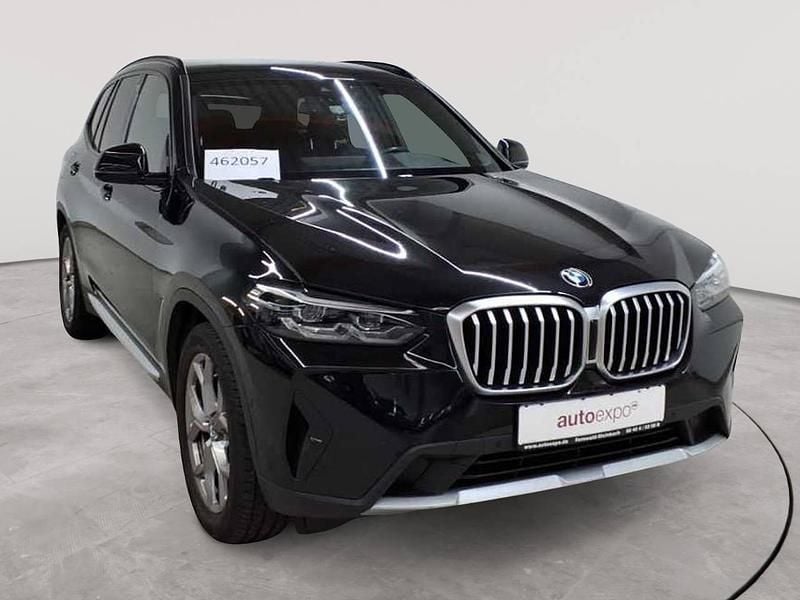 Saphirschwarz metallic Gebraucht 2022 BMW X3 Sport Line SUV | 32.290 € (Superpreis) - Bild 1/4