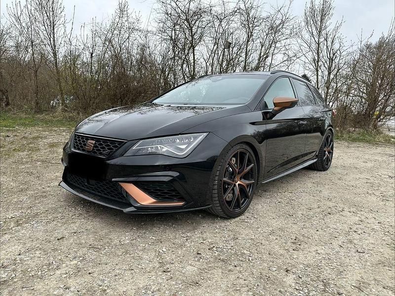 Gebraucht Seat Leon 4Drive 300 PS (220 kW) 2019 Schwarz Kombi