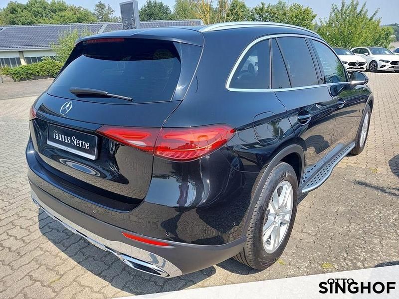 Gebraucht Mercedes GLC220 Avantgarde 197 PS (144 kW) 2024 Schwarz SUV