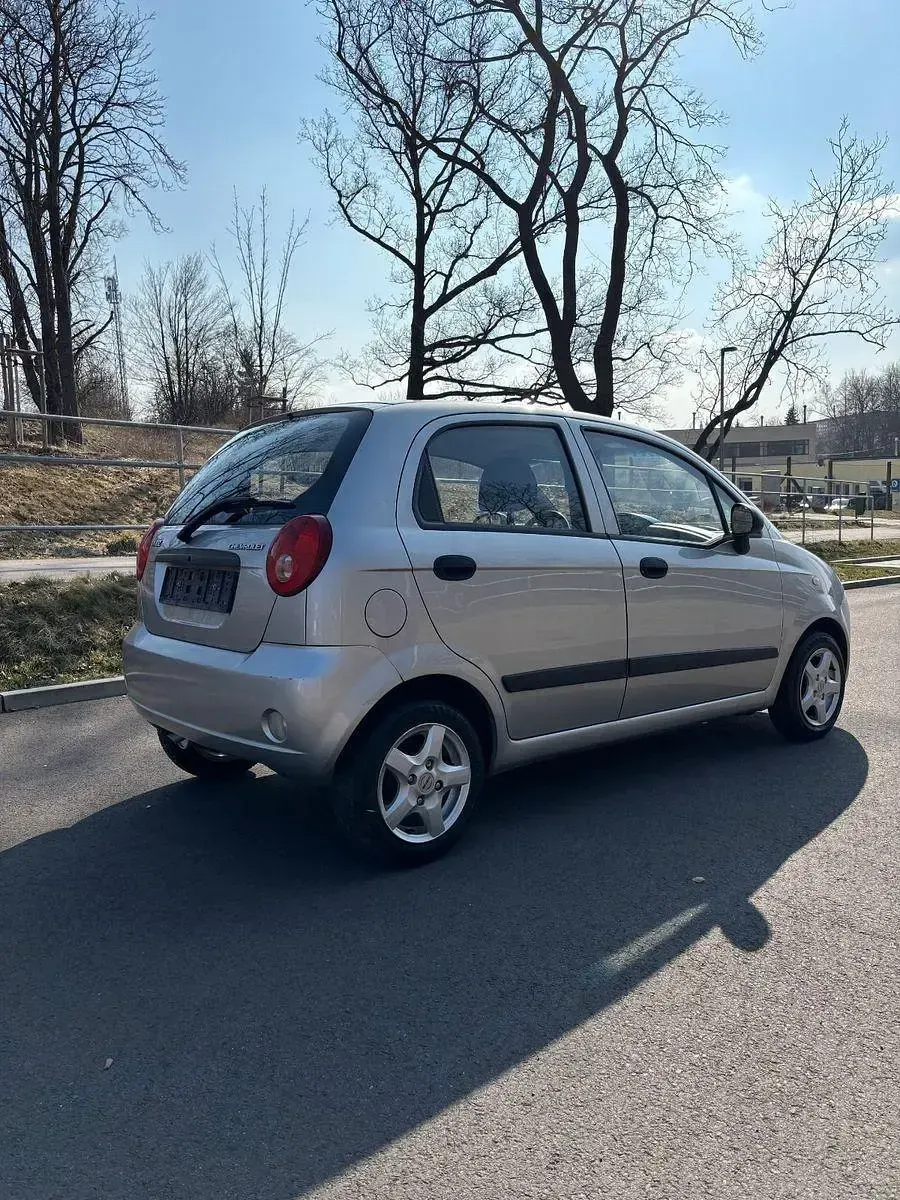 Używany Chevrolet Matiz 52 KM (38 kW) 2009 Srebrny Hatchback