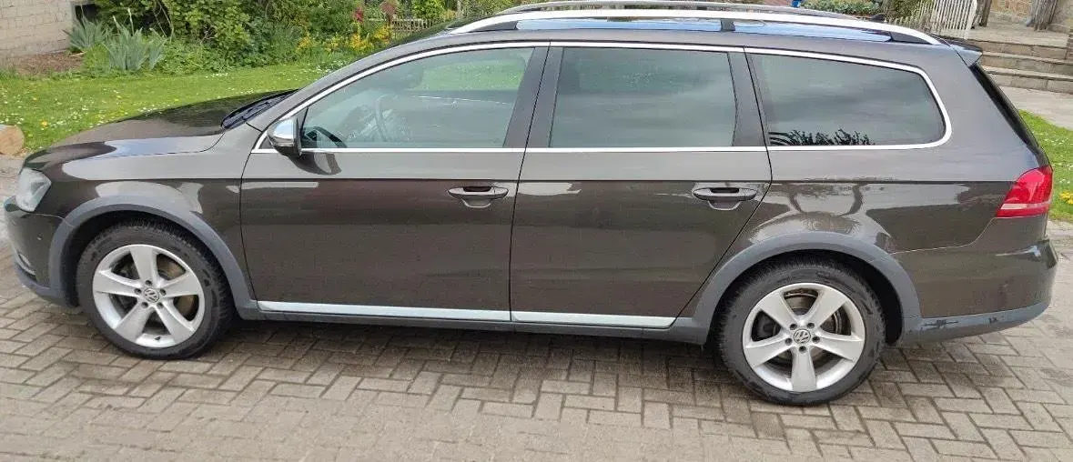 Gebraucht VW Passat Alltrack 177 PS (130 kW) 2013 Braun Kombi