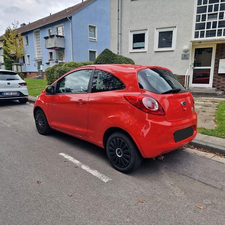 Rot Gebraucht 2013 Ford Ka Trend Kleinwagen | 2.499 € (Guter Preis) - Bild 1/4