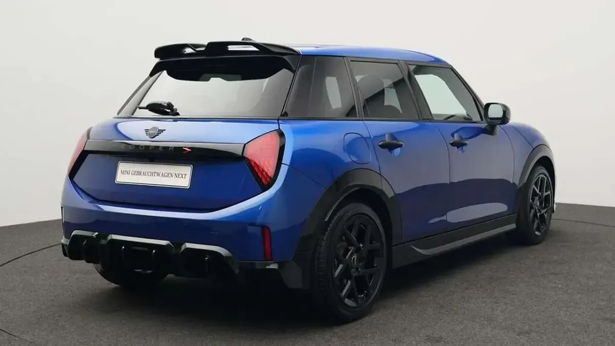 Gebraucht Mini John Cooper Works 204 PS (150 kW) 2025 Blau Kleinwagen