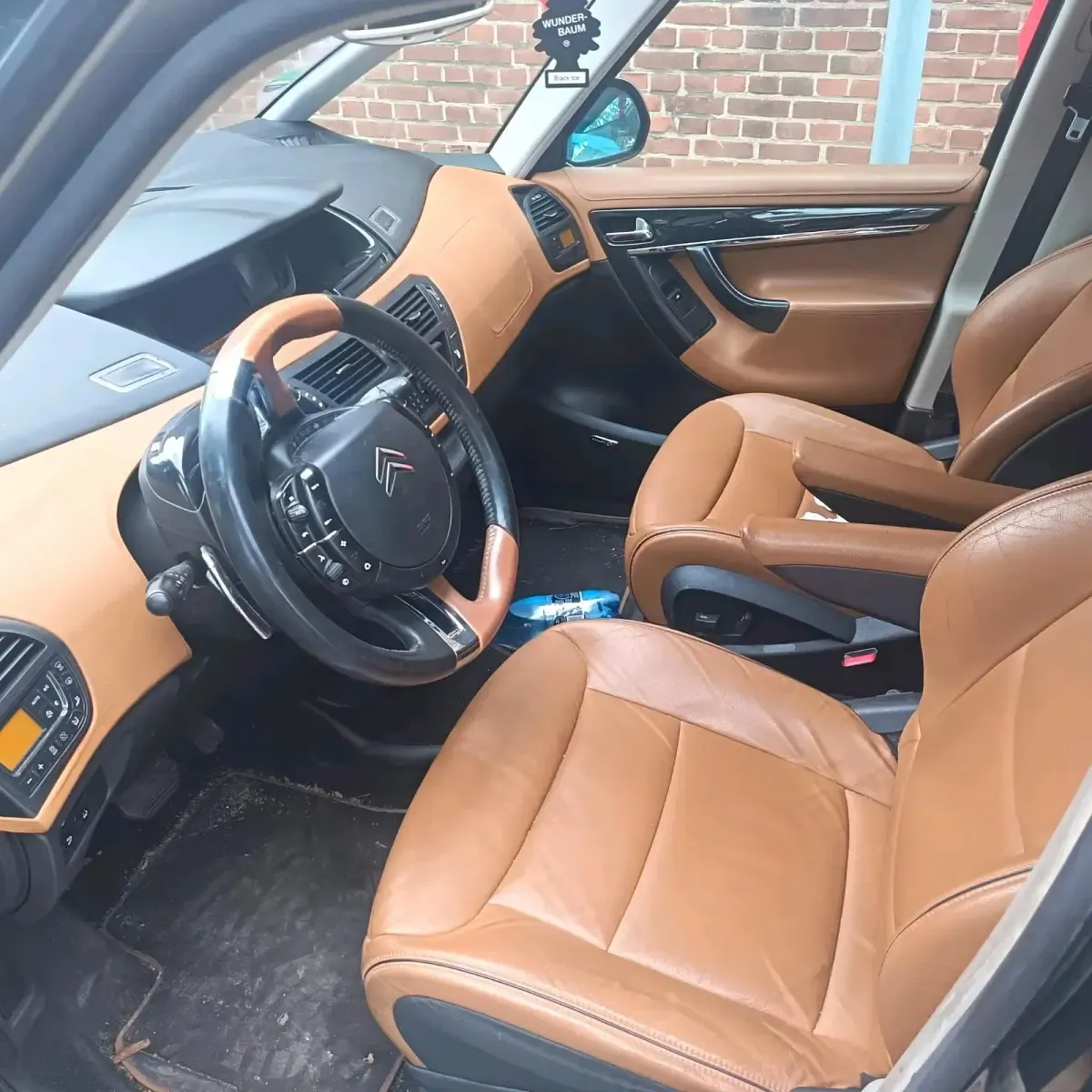 Gebraucht Citroën C4 160 PS (117 kW) 2010 Gold SUV
