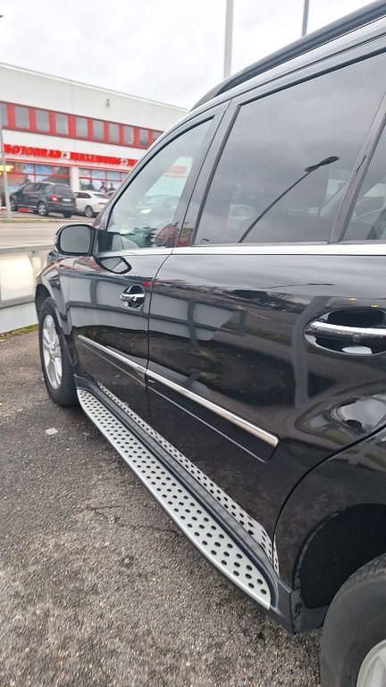 Gebraucht Mercedes GL420 306 PS (225 kW) 2009 Schwarz SUV
