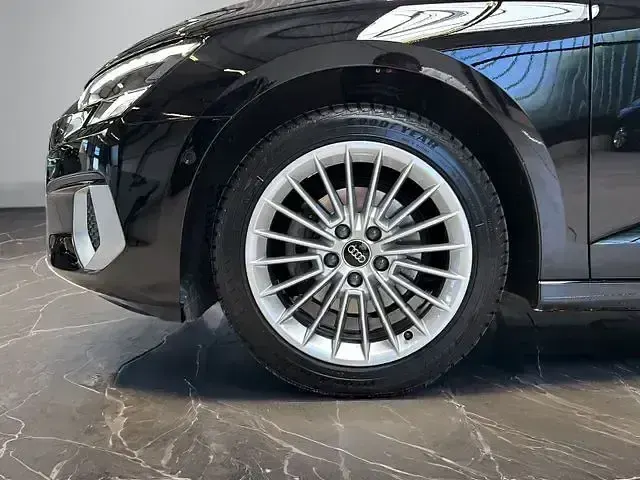 Gebraucht Audi A3 Advanced Plus 116 PS (85 kW) 2023 Brillantschwarz Limousine