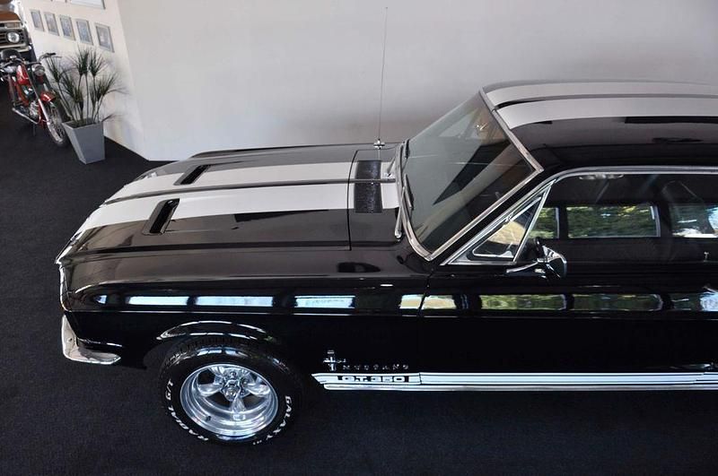 Gebraucht Ford V8 200 PS (147 kW) 1967 Schwarz Coupé