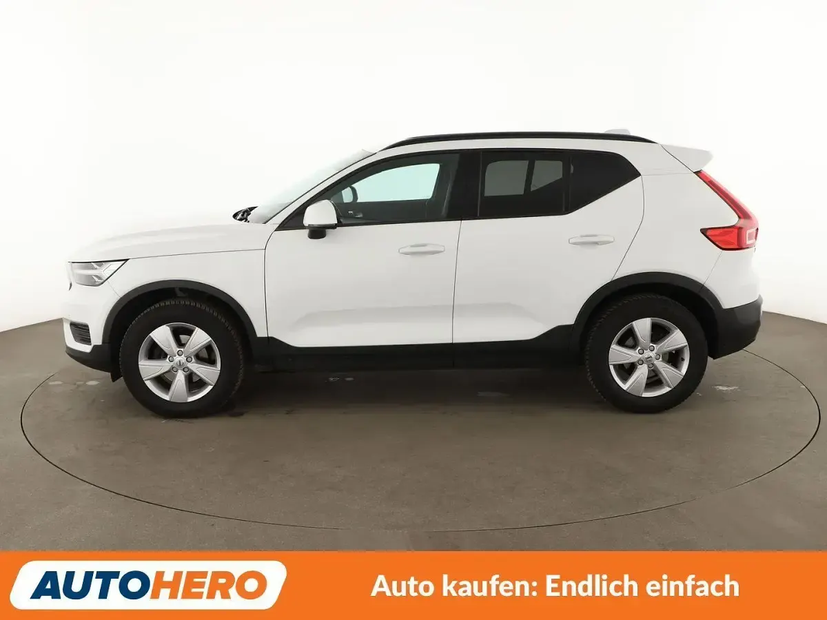 Używany Volvo XC40 156 KM (114 kW) 2018 Biały SUV